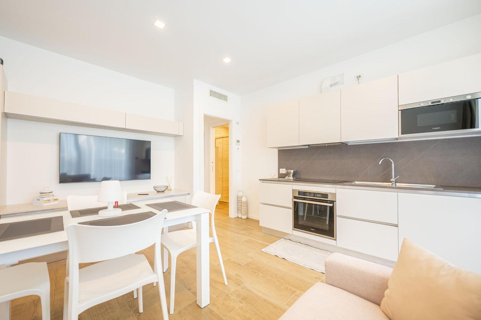 Wave Zan Apartment *